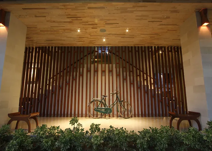 Grand La Walon Hotel